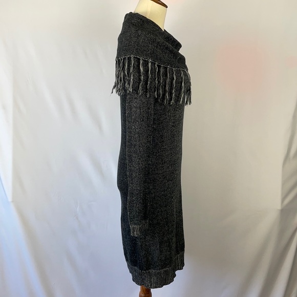 Romeo & Juliet Couture Black and Gray Fringe Sweater Dress - Size Small - Picture 5 of 12